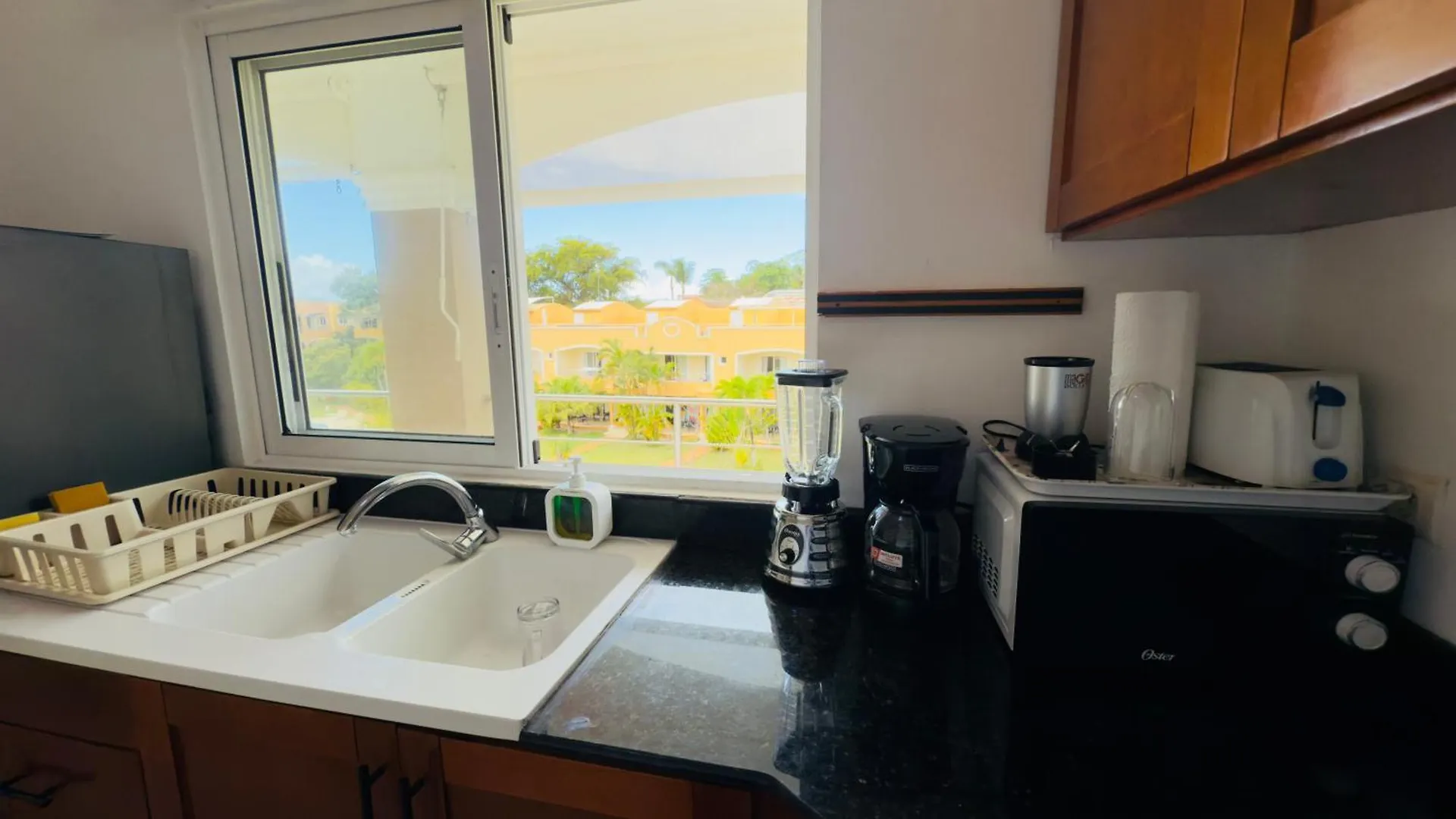 Las Ballenas Beachfront Apartments Лас Терренас 0*,